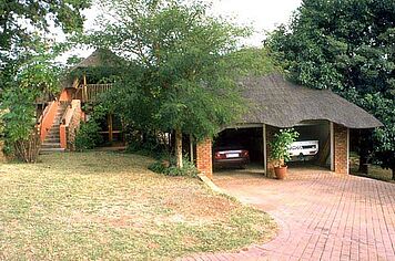 Reetdachhaus in Südafrika